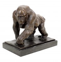 Limited Bronze Sculpture - Gorilla - Signed Bugatti - Animal Figurine Limited Bronze Sculpture - Gorilla - Signed Bugatti - Animal Figurine