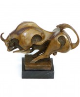 Animal Bronze - Big Bull on Marble Base- Modern Art Milo signed