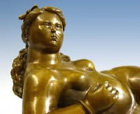Bronze Act - Reclining woman with Apples - after Fernando Botero