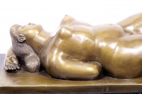 Modern Art Bronze - XXL Woman dorsal signed Botero